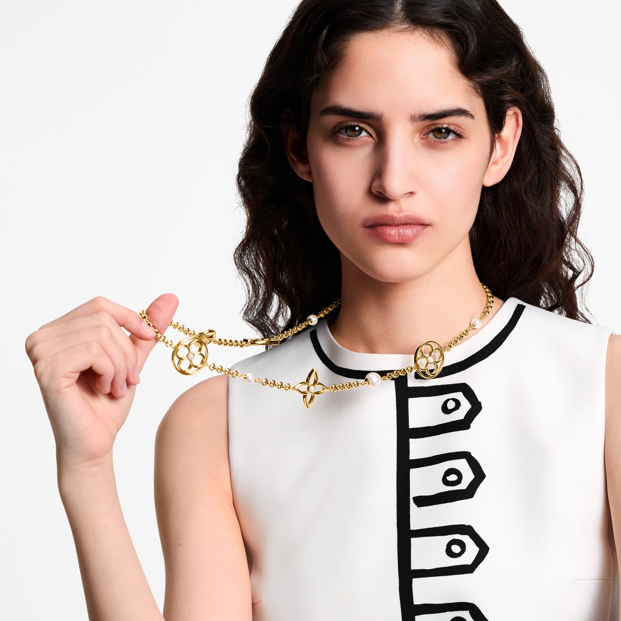 Pearly Flower Sautoir S00 - Women - Fashion Jewelry | LOUIS VUITTON ®